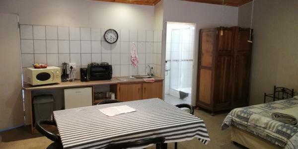 Anandi Guesthouse Mariental Esterno foto
